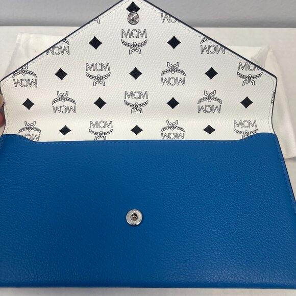 MCM Himmel Continental Pouch Wallet in Embossed Leather - New Munich Blue - NWT - Picture 3 of 8